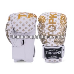 Top King Muay Thai boxing...