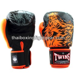 Twins Boxing Gloves Thaiboxing "WOLF" FBGVL3-50 Black Orange | Gloves