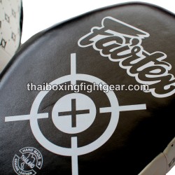 Fairtex Muay Thai/MMA Punching Mitts, Leather Black | Fairtex